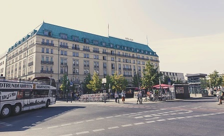 Hotel Adlon Kempinski limousine service